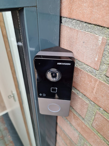 Alarm SystemExpert.co.uk DS-KV6113-WPE1 Angle bracket