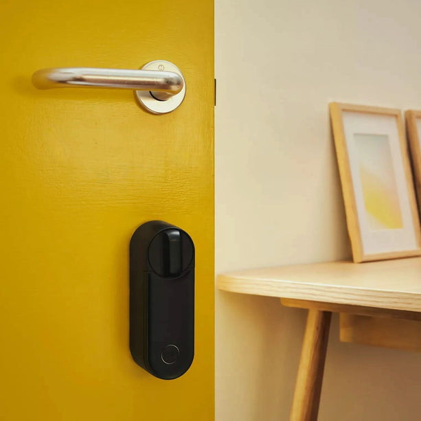 Yale Yale Linus Smart Lock L2, schlankes Türschloss Schwarz